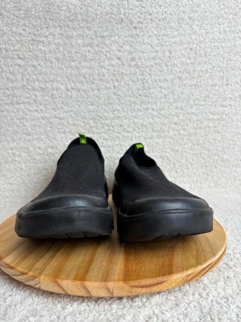 Oofos Shoes Womens 10 Black OOmg eeZee Low Slip on Recovery Sneakers